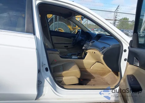 2011 Honda Accord 2.4 Se z USA, uszkodzony, nr VIN 1HGCP2F60BA017072